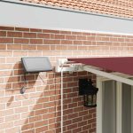 Copertina retractabilă manual cu LED, vișiniu, 500×300 cm
